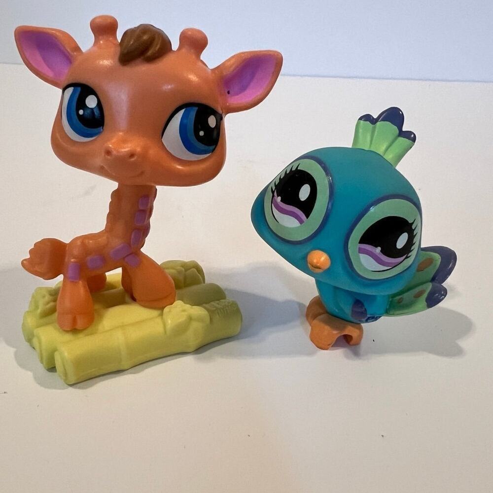 LPS Toys Littlest Pet Shop, Pair of 2
